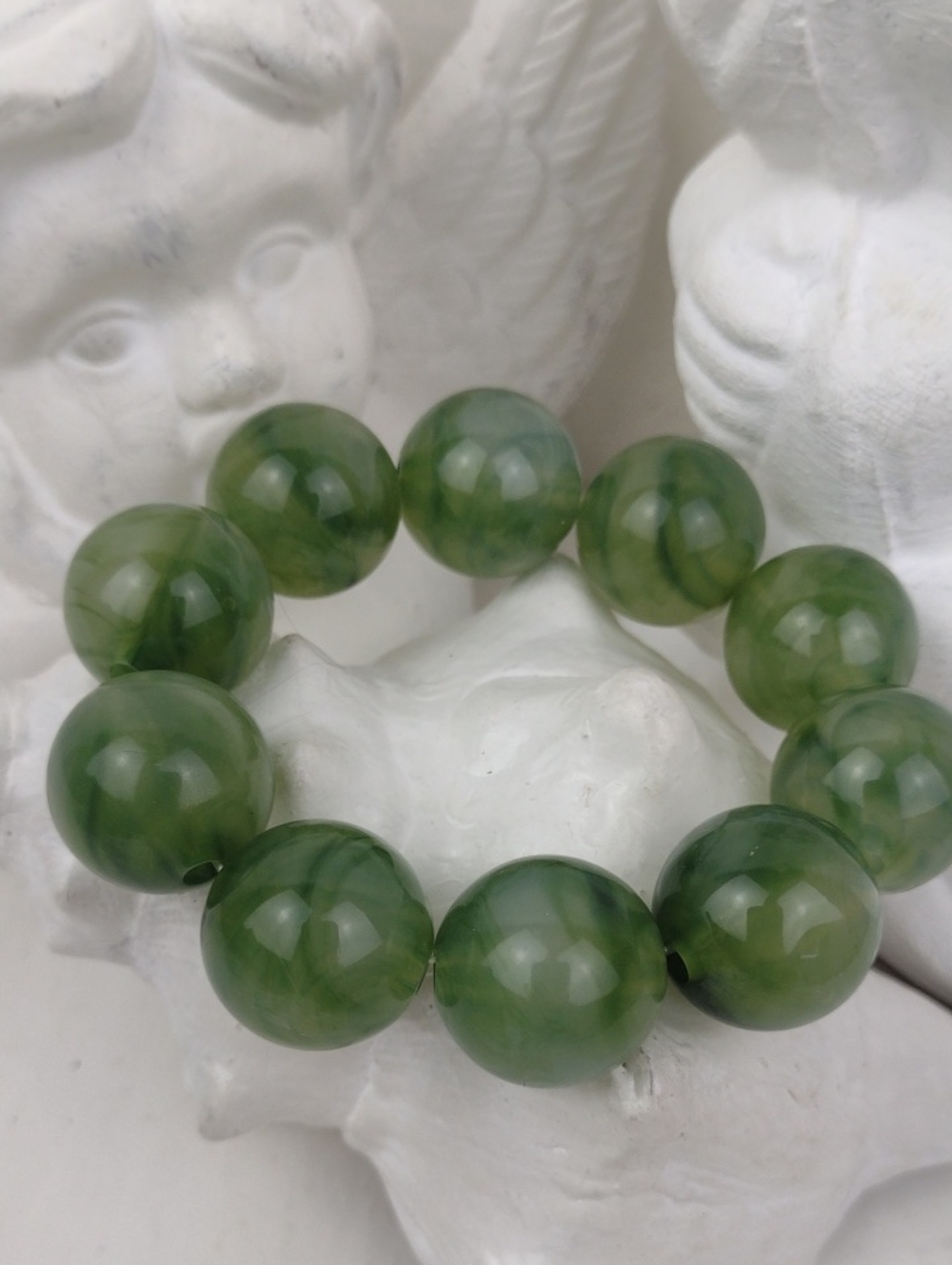 Chunky Jade Green Marbled Bead Stretch Bracelet - Picture 2 of 7